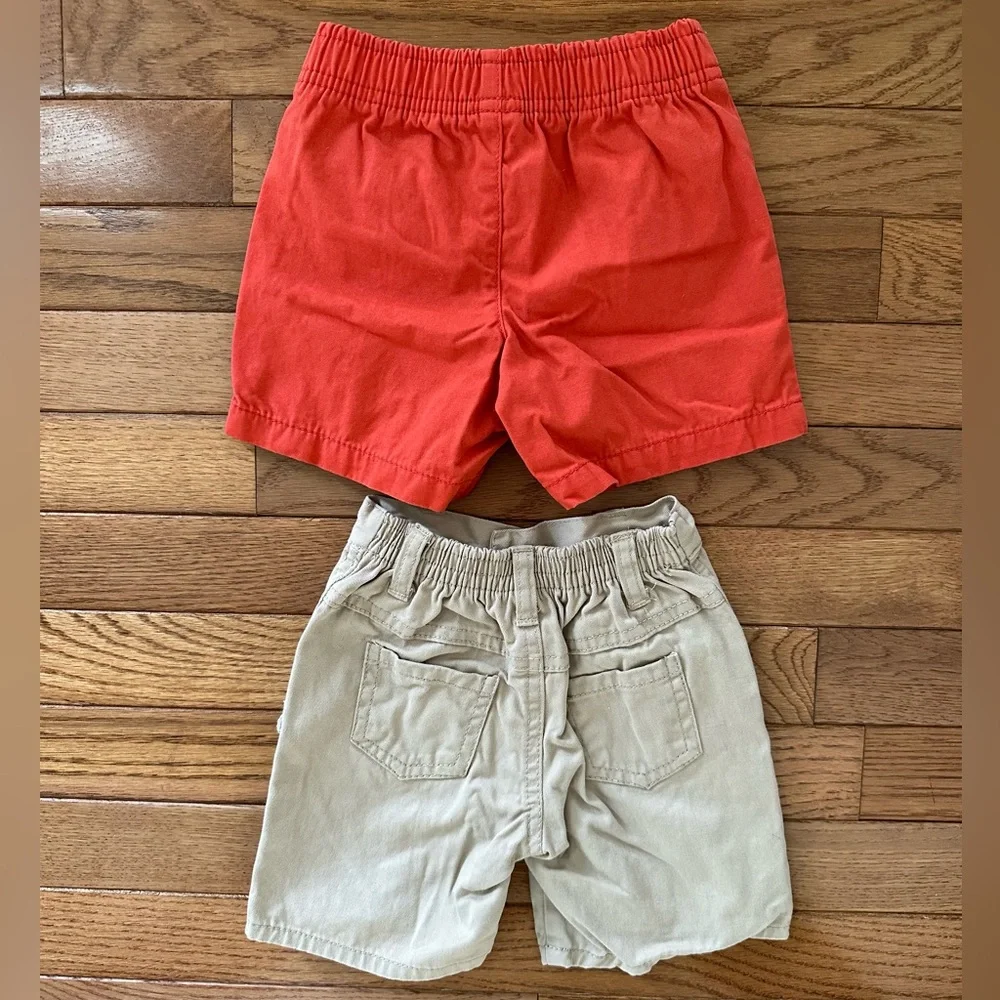 🤎❤️ CARTER’S Boys Shorts 18 months red and khaki EUC bundle 2